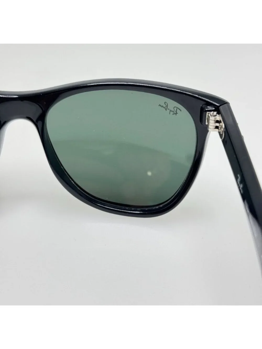 Ray Ban Sunglasses RB 4184 601/71 Black Brazil 54-17-145 B